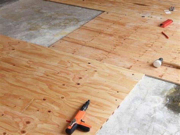 What type of plywood is used for underlayment?