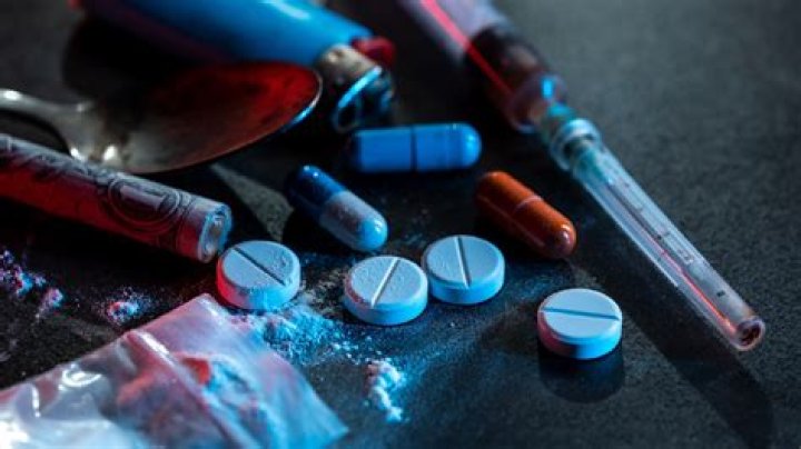 What was Rue's first drug?