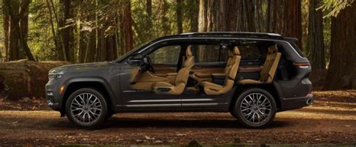 What weight can a Jeep Cherokee pull?