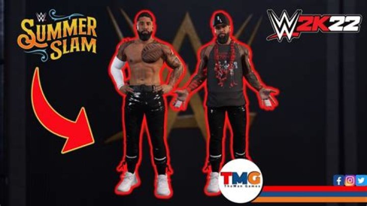 What's a unique outfit on 2K22?