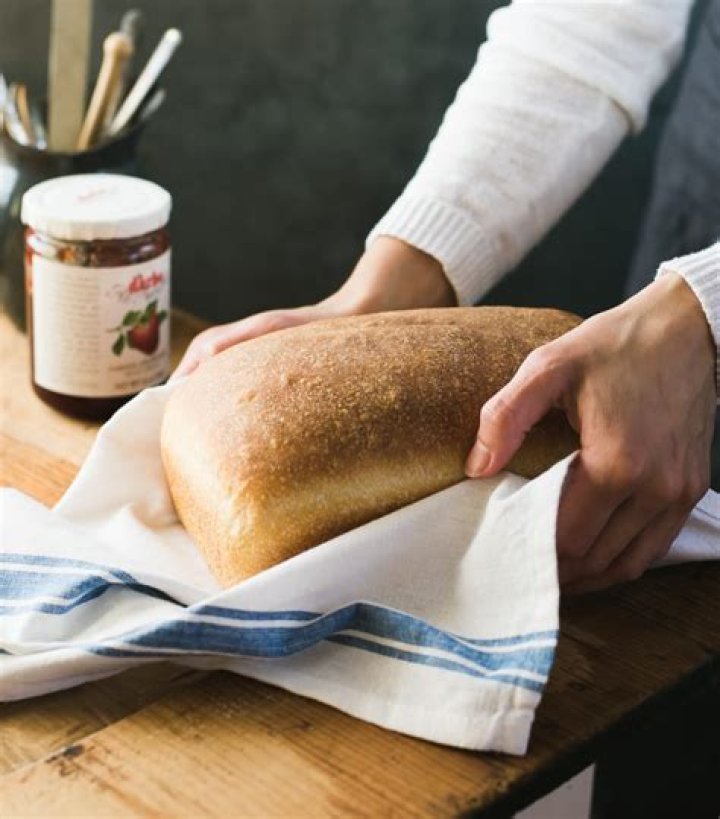 What's the best way to store fresh bread?