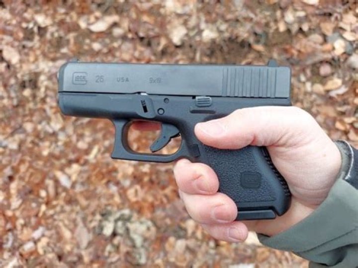 Which is smaller Glock 26 or 43?