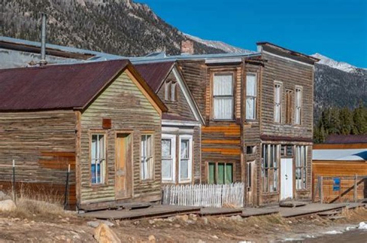Which state has most ghost towns?