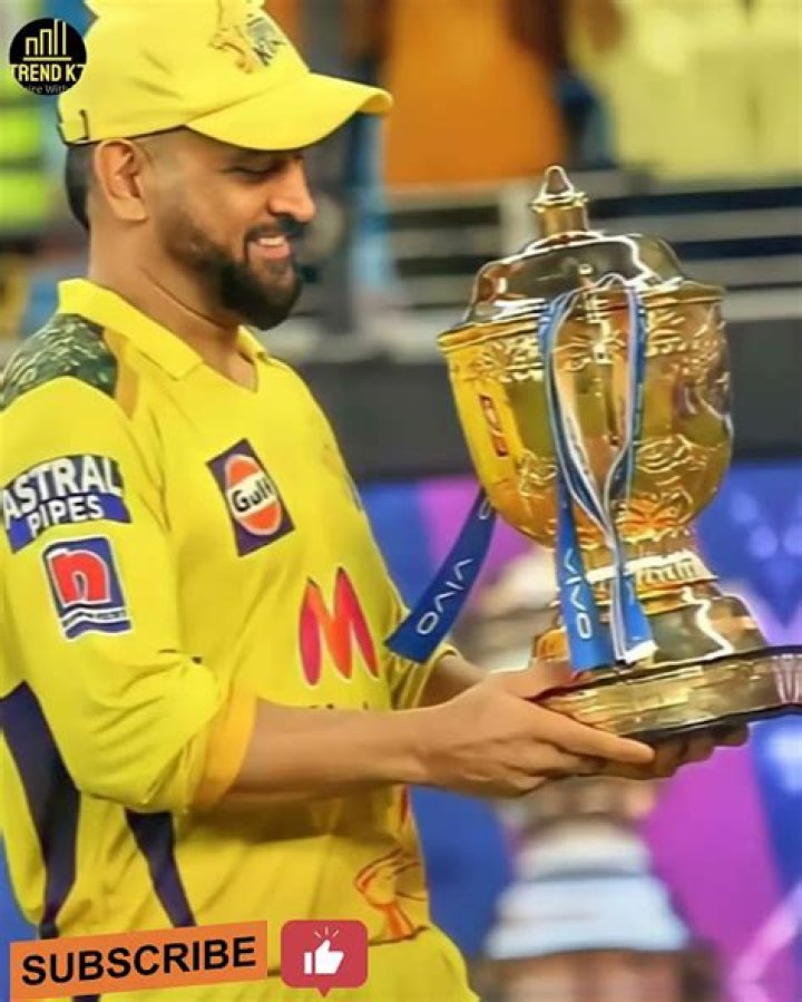 Who is number 1 captain in IPL?