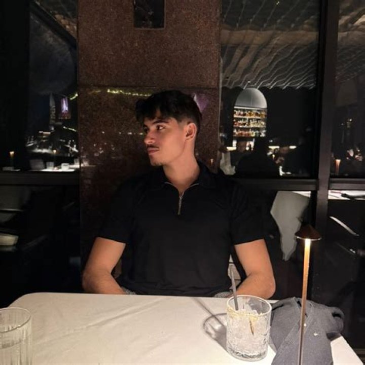 Who is Sammy Lawrence?