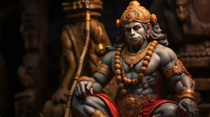 Who is stronger Hanuman or Bali?