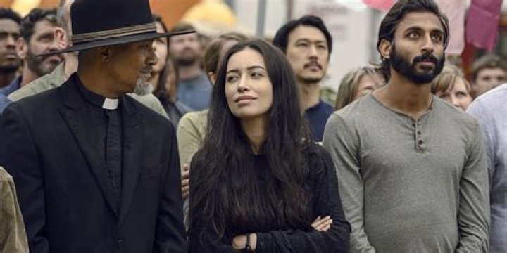 Who is the father of Rosita's baby?