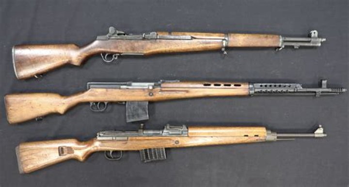 Who makes U.S. military rifles?