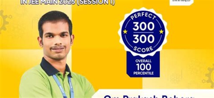 Who scored 360 in JEE Advanced?