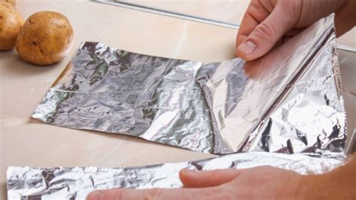 Why aluminium foil is harmful?