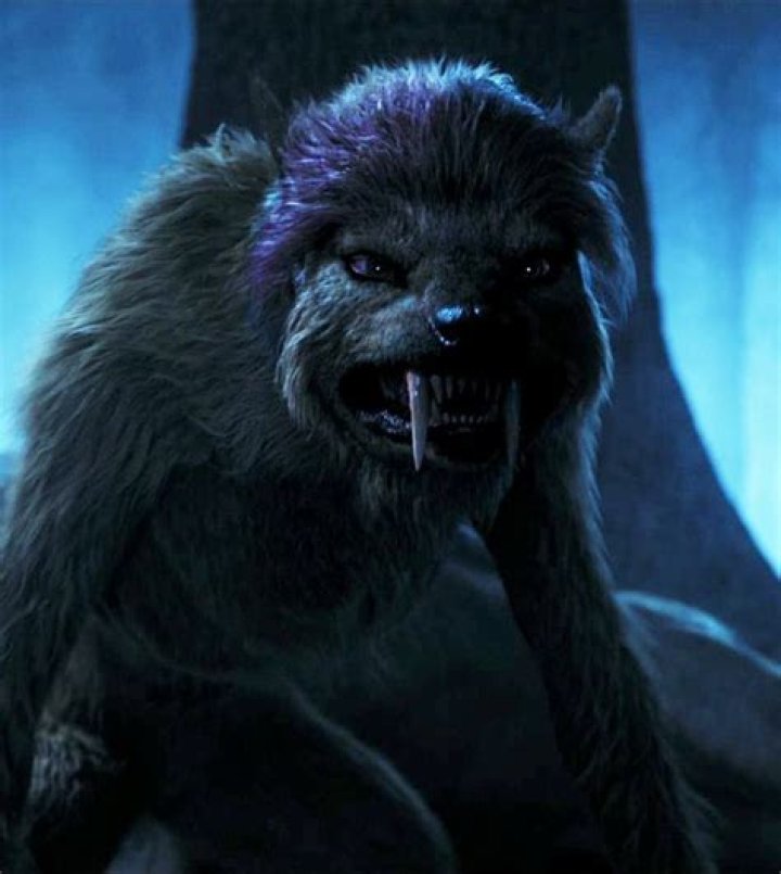 Why are Jackson's eyes blue as a werewolf?