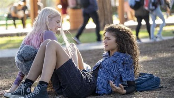 Why did Rue and Jules break up?