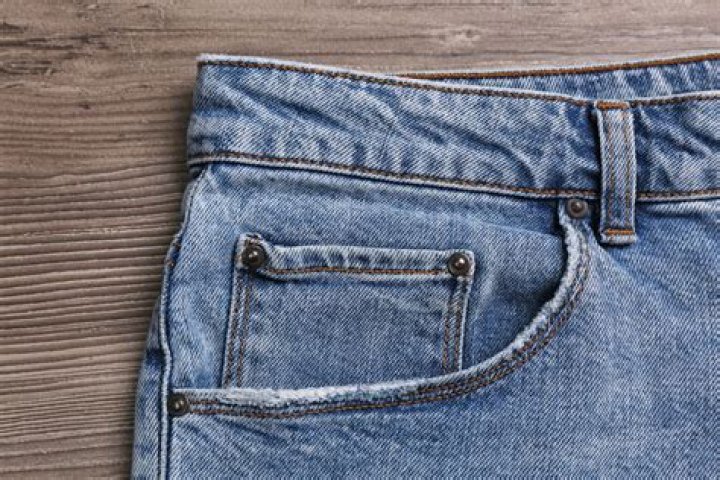 Why do women's jeans have small pockets?