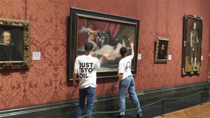 Why was the Fat Lady's portrait slashed?