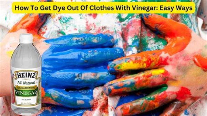 Will vinegar damage color on clothes?